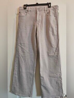AE NWT Womens Stovepipe Jeans in Light Gray
